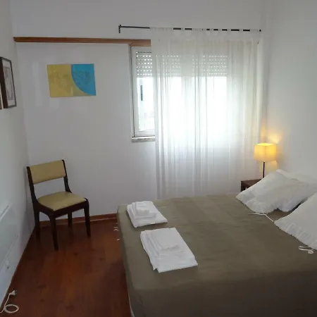 Апартаменты Apartamento Lisboa *