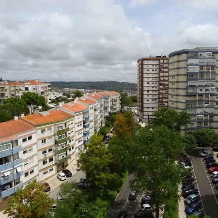 Apartamento Lisboa * Карнашиде