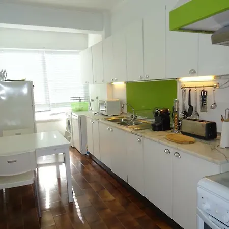 Apartamento Lisboa * Карнашиде