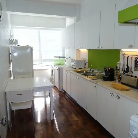 Apartamento Lisboa Карнашиде