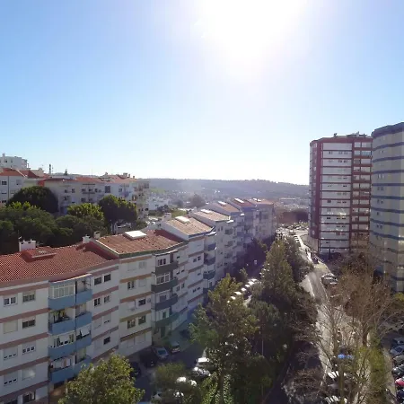 Apartamento Lisboa * Карнашиде